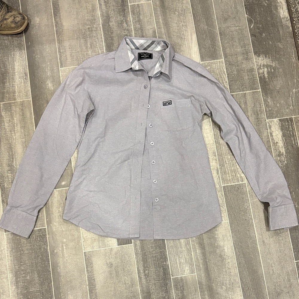 Kimes Ranch women’s button down